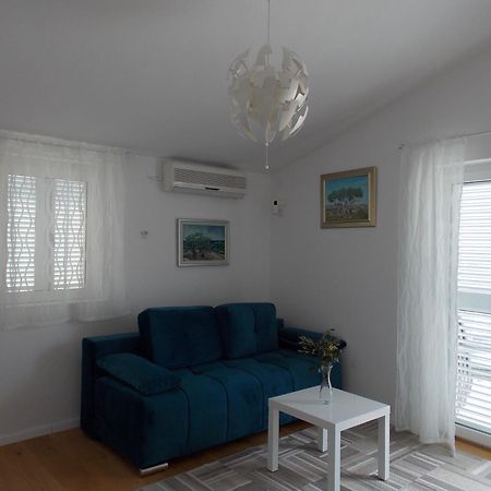 Ferienhaus ToMa Cesarica Zimmer foto